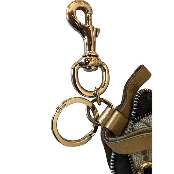 Gucci Dog Key Bag Charm. #L1131 - Picture 5 of 10